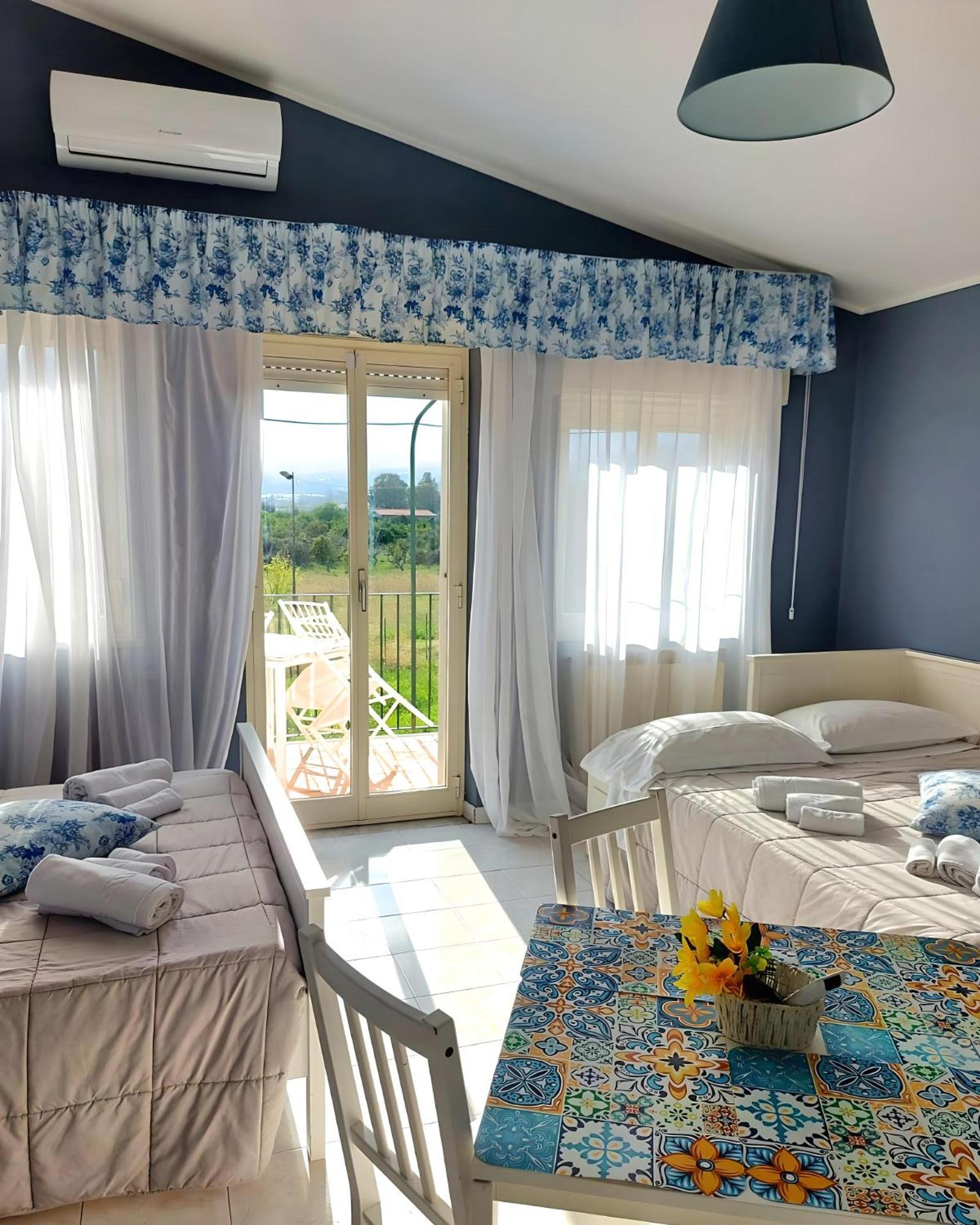 גיארדיני נאקסוס Villa Nadira מראה חיצוני תמונה