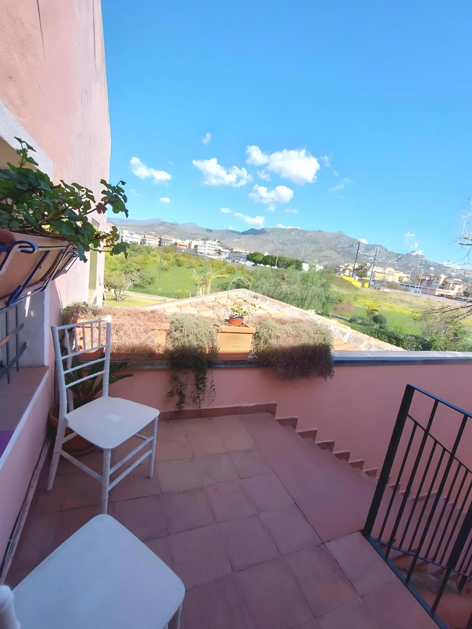 גיארדיני נאקסוס Villa Nadira מראה חיצוני תמונה