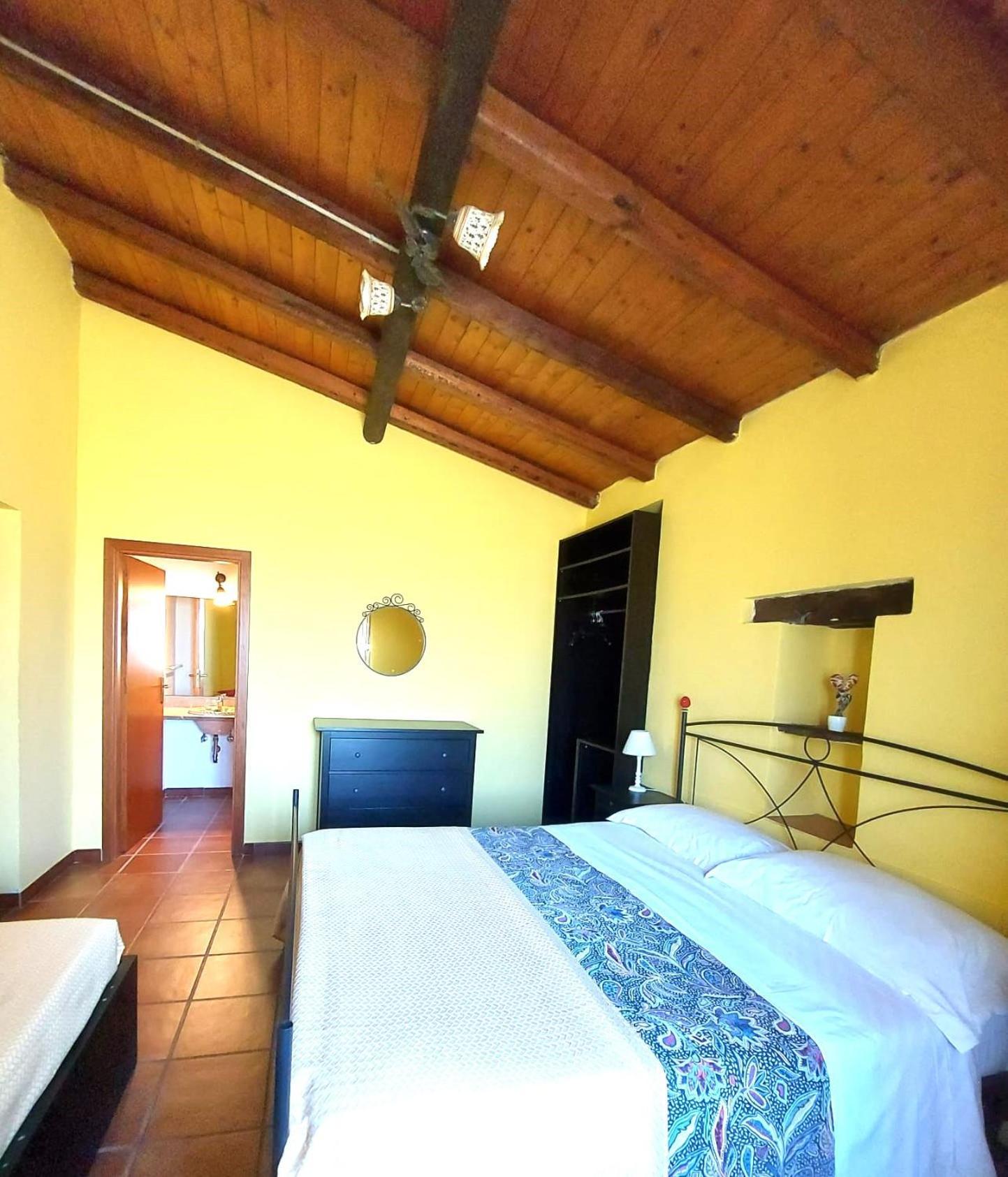 גיארדיני נאקסוס Villa Nadira מראה חיצוני תמונה